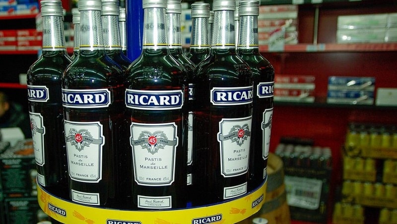 Pourquoi le Pastis 51 est-il l'apéritif préféré des Français