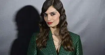 Quelle est la taille de Clara Luciani