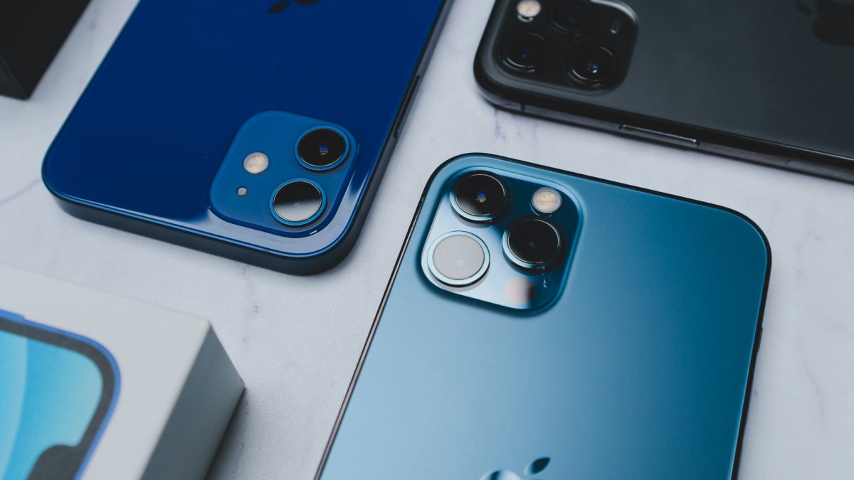 Le duel des iPhones reconditionnés : 128 Go ou 256 Go, que privilégier ?