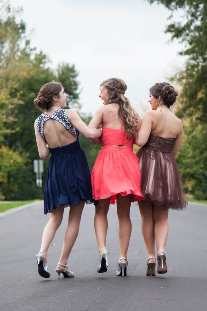 what to wear to 3pm wedding