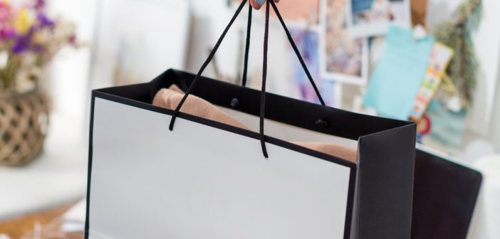 Sacs kraft personnalisés : un outil puissant pour renforcer votre image de marque